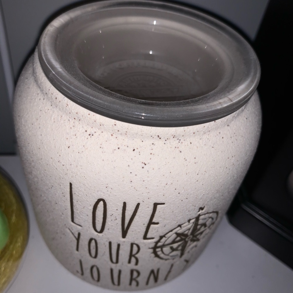 Scentsy warmer